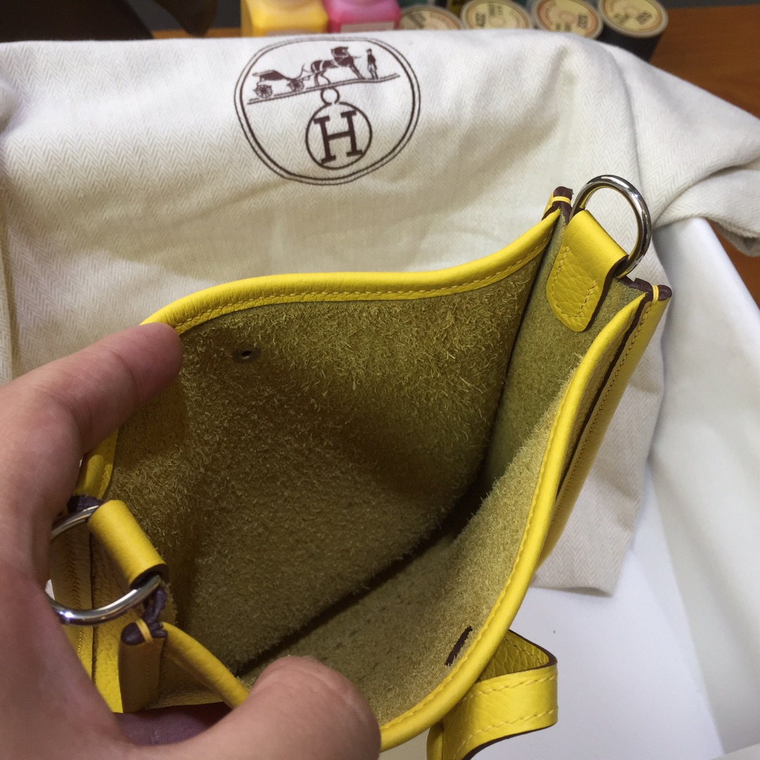 에르메스 미니 에블린16 옐로우 은장 끌레망스 가죽